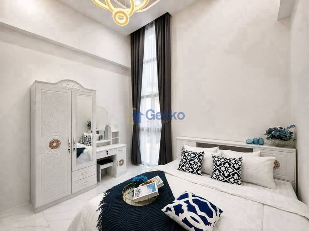3 Bedrooms House  East Pattaya H013746 (Photo 4)