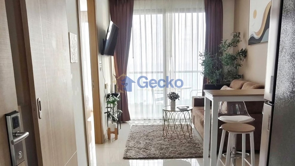 1 Bedroom Condo in The Riviera Jomtien Jomtien C013752 (Photo 3)