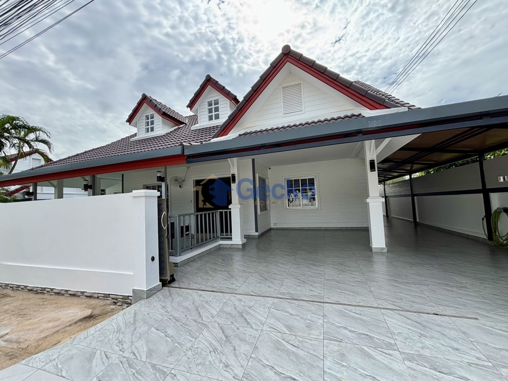 3 ห้องนอน บ้าน in Plenary Park  พัทยาตะวันออก H012341 (Photo 1)