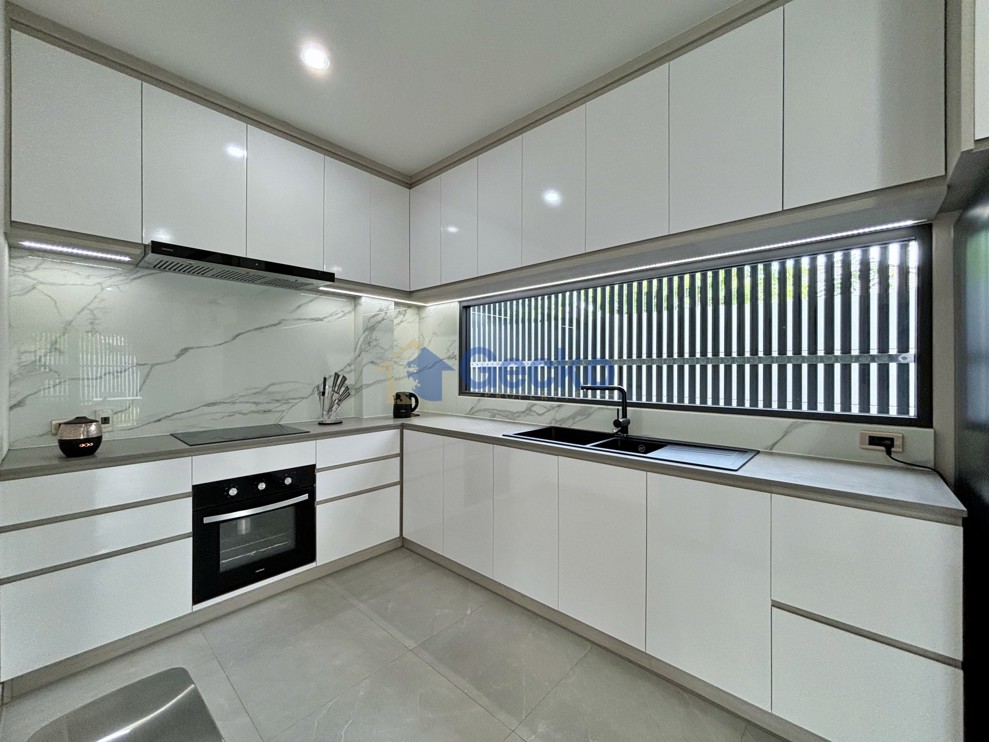2 Bedrooms House in Baan Pattaya 6  Huay Yai H013756 (Photo 4)