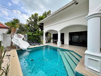 3 Bedrooms House in Ocean Lane Villas  Na Jomtien H013758