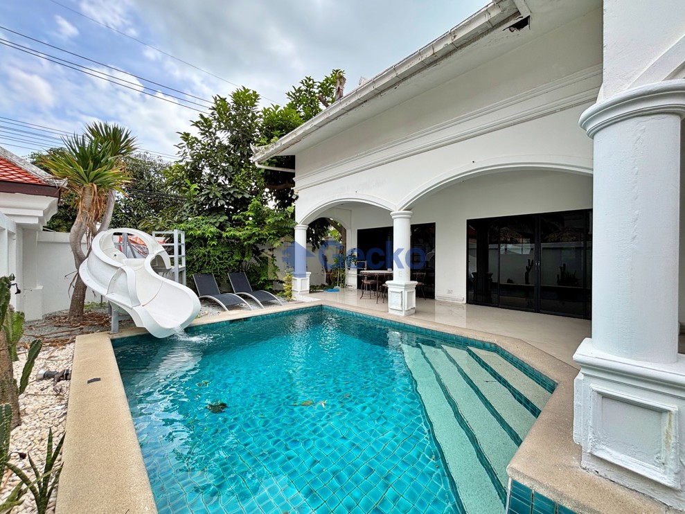 3 Bedrooms House in Ocean Lane Villas  Na Jomtien H013758 (Cover Photo)