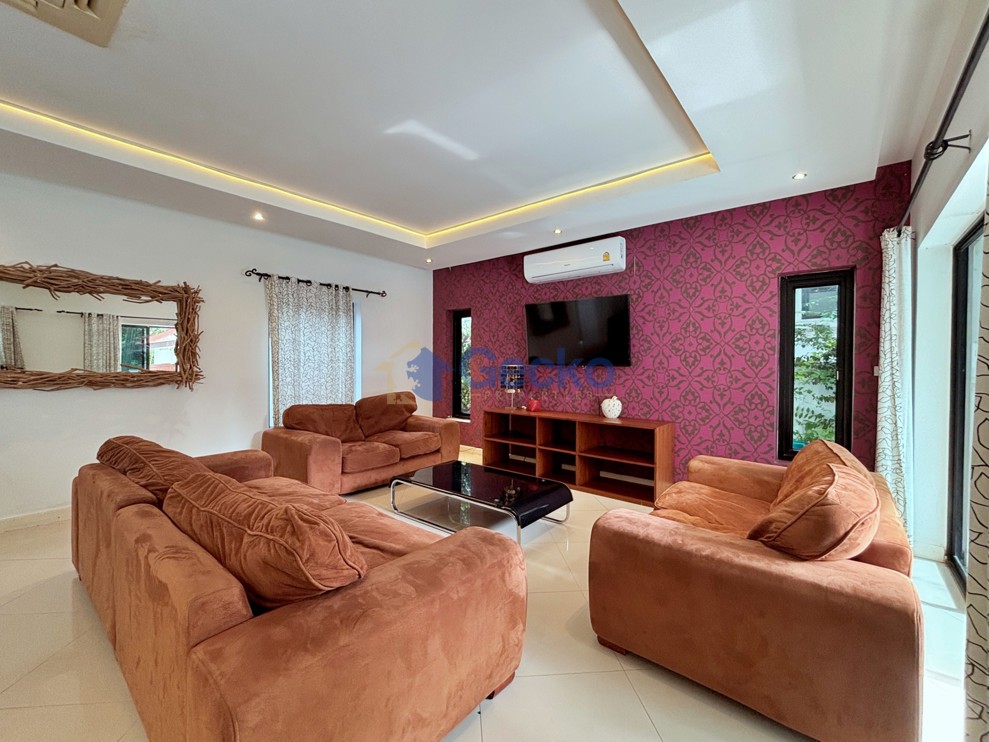 3 Bedrooms House in Ocean Lane Villas  Na Jomtien H013760 (Photo 4)