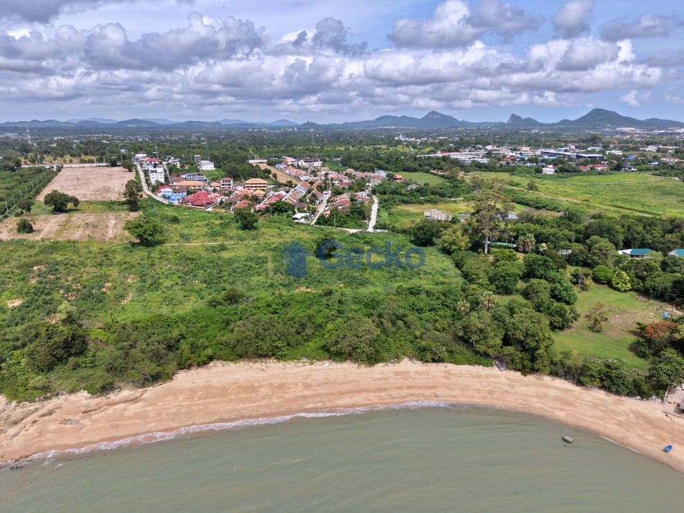 3 Bedrooms House in Ocean Lane Villas  Na Jomtien H013760 (Photo 3)