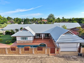 3 ห้องนอน บ้าน in อิมเพรสเฮ้าส์  พัทยาตะวันออก H013762