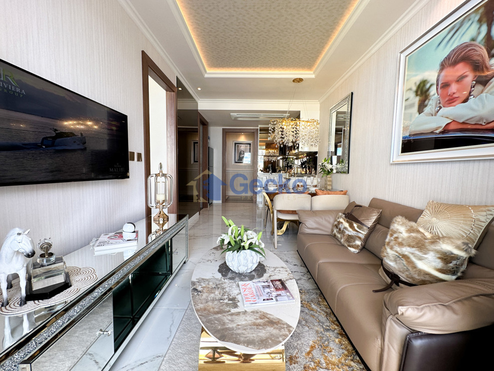 1 Bedroom Condo in The Riviera Malibu Residences Pratumnak C013763 (Photo 4)