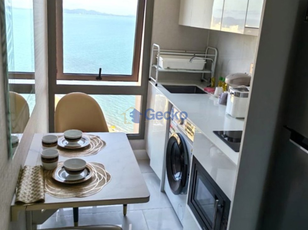 1 Bedroom Condo in Copacabana Beach Jomtien C013765 (Photo 1)