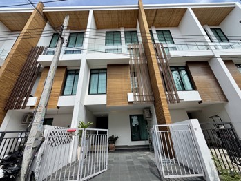 4 ห้องนอน บ้าน เข้า เดอะ วิน เขาตาโล  พัทยาตะวันออก H002560