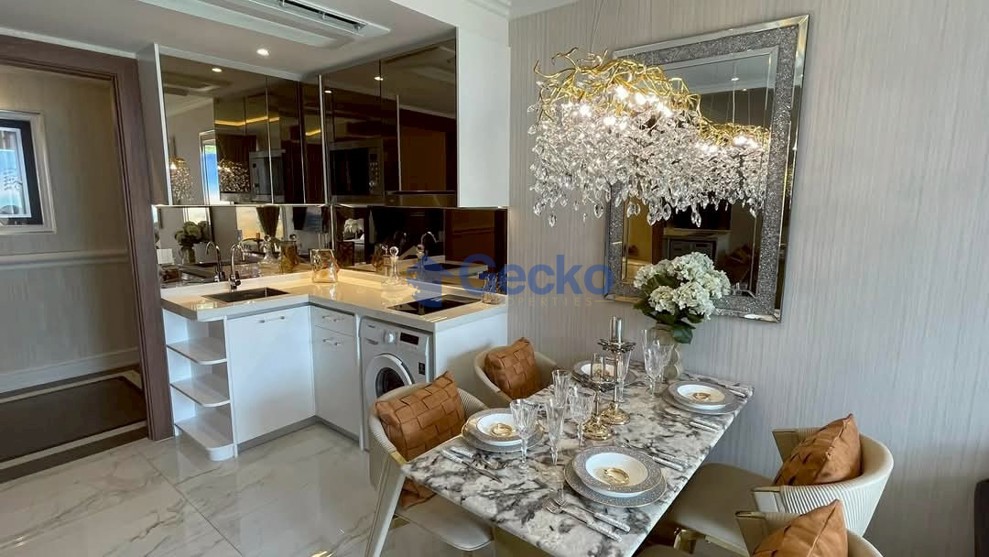 1 Bedroom Condo in The Riviera Malibu Residences Pratumnak C013768 (Photo 1)