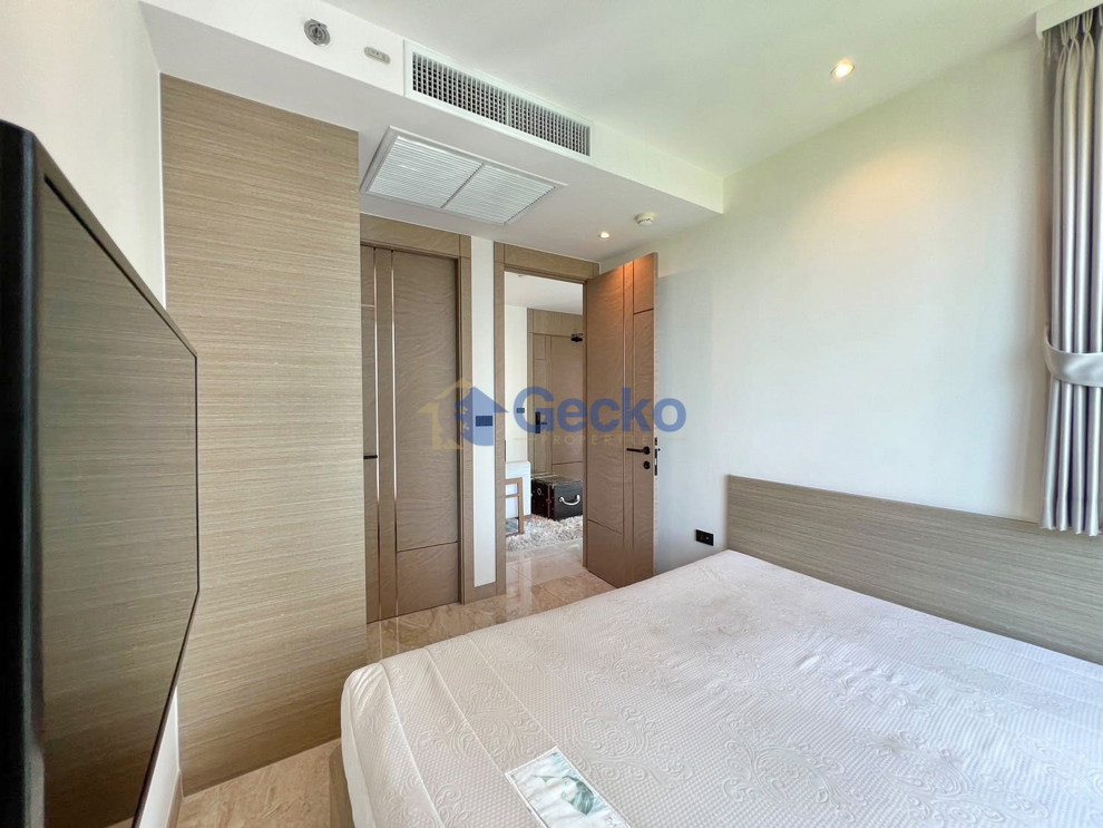 1 Bedroom Condo in The Riviera Ocean Drive Jomtien C013770 (Photo 3)