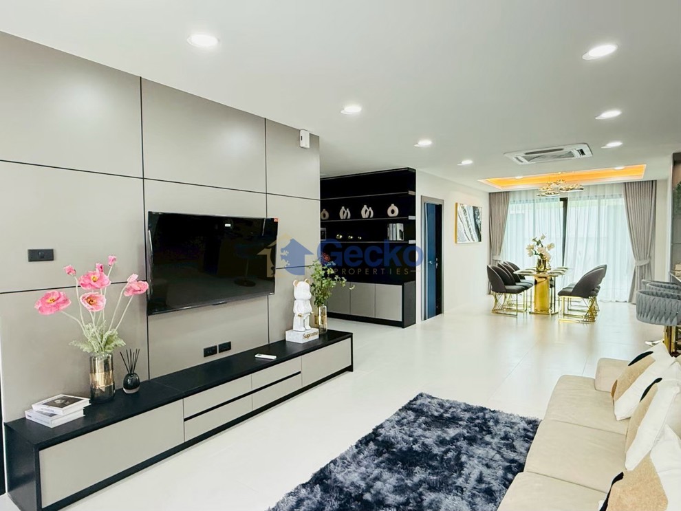 5 Bedrooms House in View point Villa Jomtien  Jomtien H013772 (Photo 4)