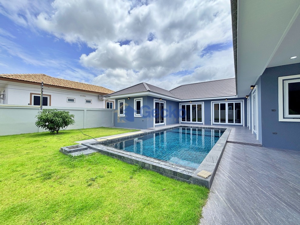 4 Bedrooms House  Huay Yai H013775 (Photo 2)