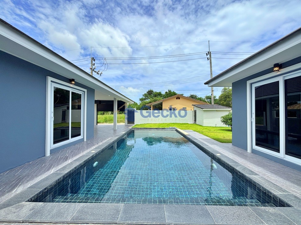 4 Bedrooms House  Huay Yai H013775 (Photo 3)