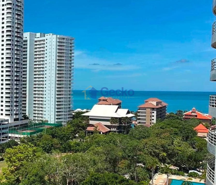 2 Bedrooms Condo in View Talay 5 Jomtien C013777