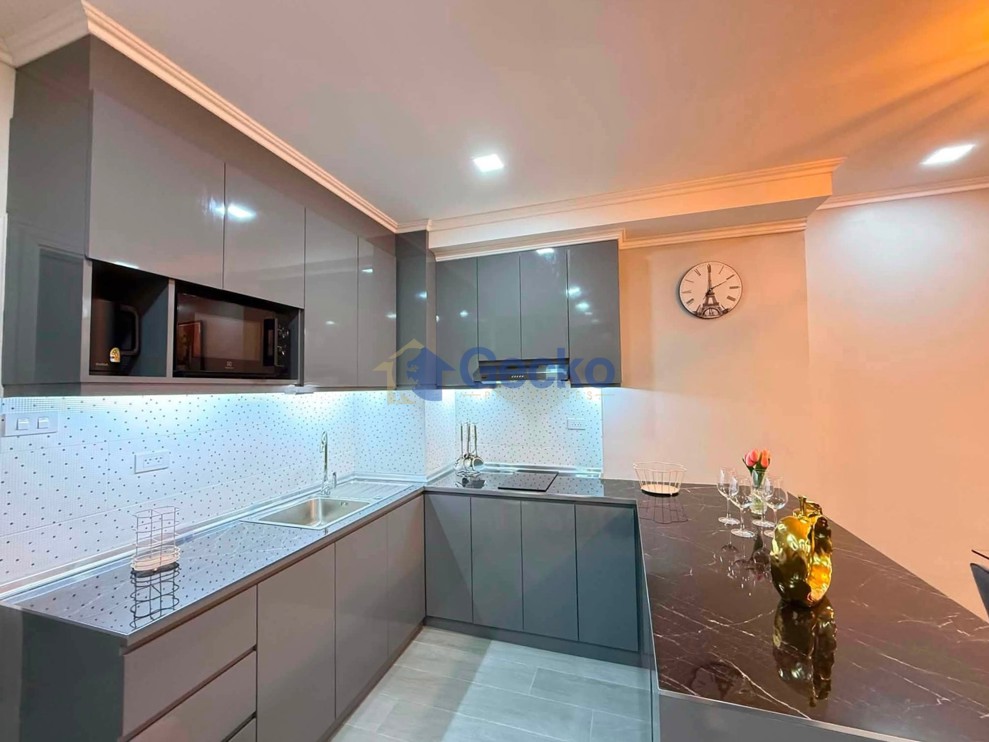 2 Bedrooms Condo in View Talay 5 Jomtien C013777 (Photo 2)