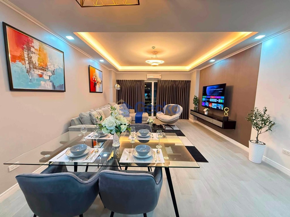 2 Bedrooms Condo in View Talay 5 Jomtien C013777 (Photo 3)