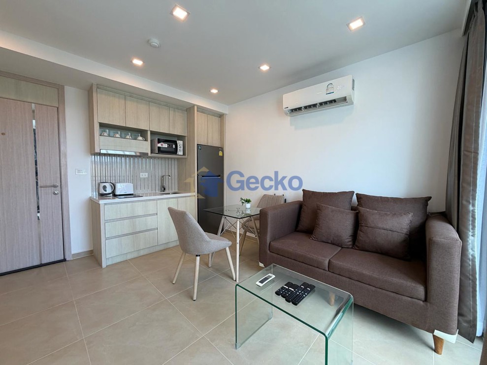 1 Bedroom Condo in City Garden Olympus South Pattaya C013789 (Photo 1)