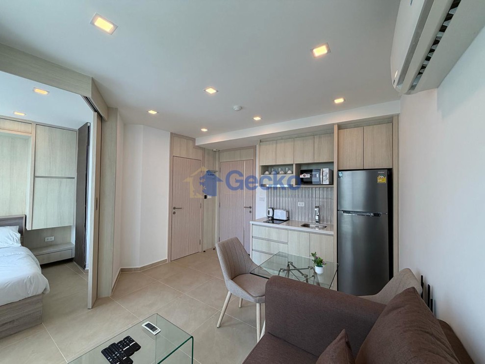 1 Bedroom Condo in City Garden Olympus South Pattaya C013789 (Photo 2)