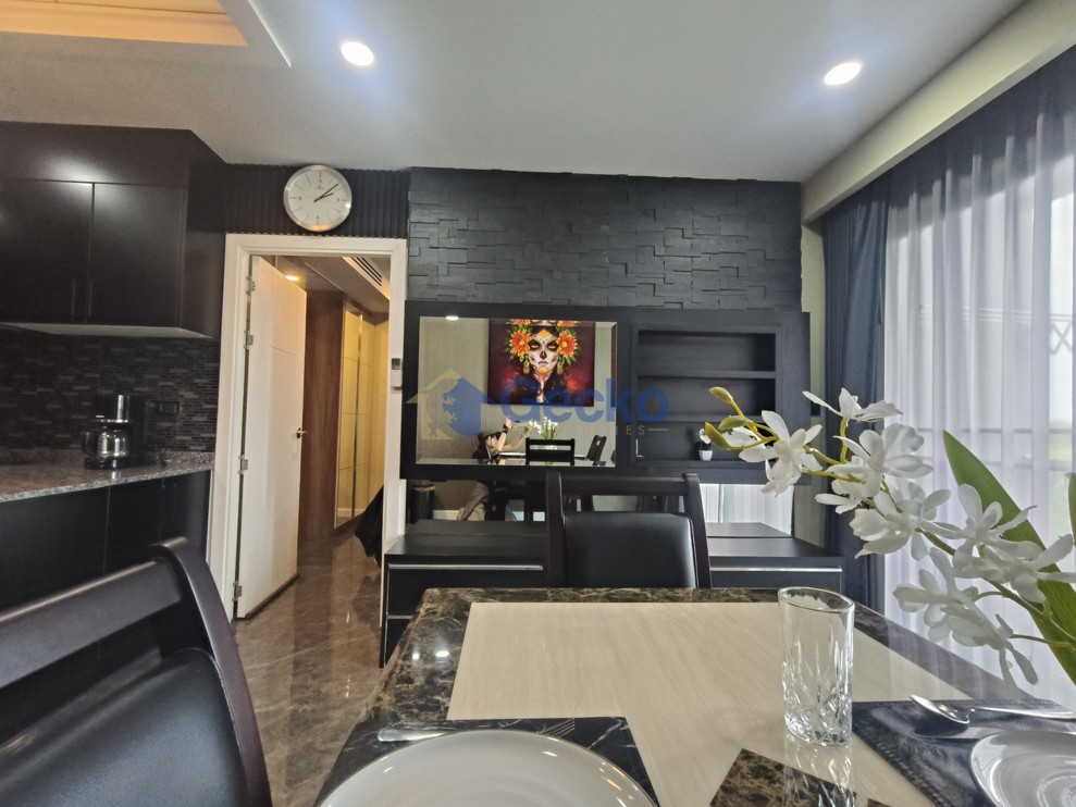 1 Bedroom Condo in Dusit Grand Park Jomtien C013790 (Photo 3)