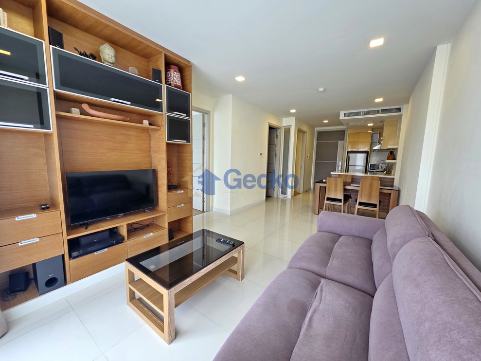 2 Bedrooms Condo in Apus Condominium Central Pattaya C012095 (Photo 4)