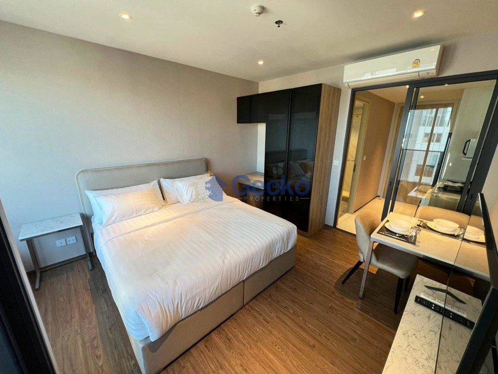 Studio Condo in Once Pattaya Condominium North Pattaya C013793 (Photo 4)