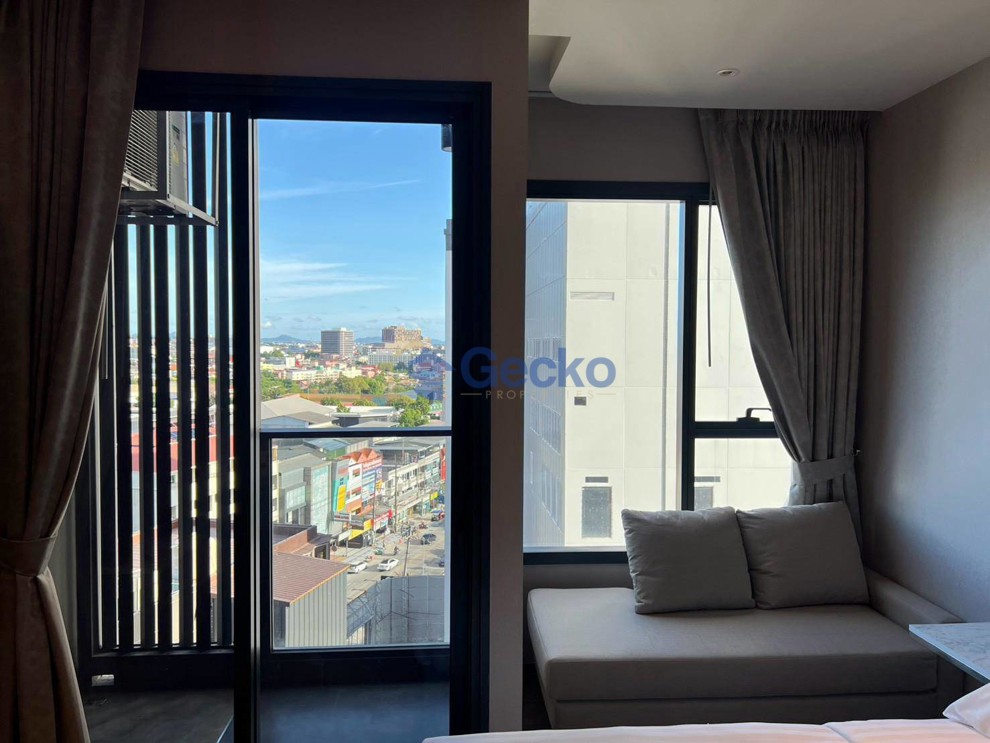 Studio Condo in Once Pattaya Condominium North Pattaya C013793 (Photo 2)