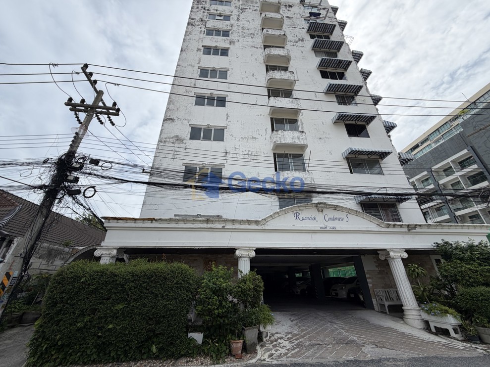 Ruamchok Condo View 5 (Photo 1)