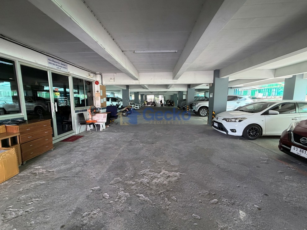 Ruamchok Condo View 5 (Photo 2)
