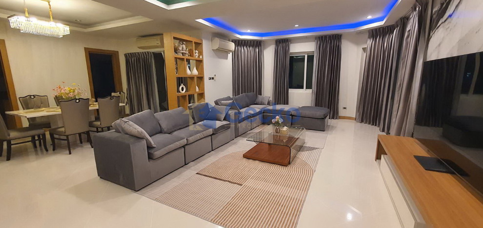 5 Bedrooms House in Green Field Villa 4  East Pattaya H009966 (Photo 4)