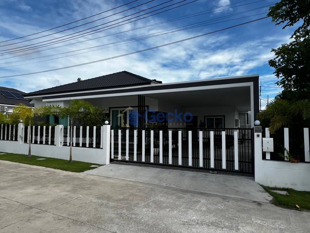 3 Bedrooms House in Sabai Home  East Pattaya H013807 (Photo 1)