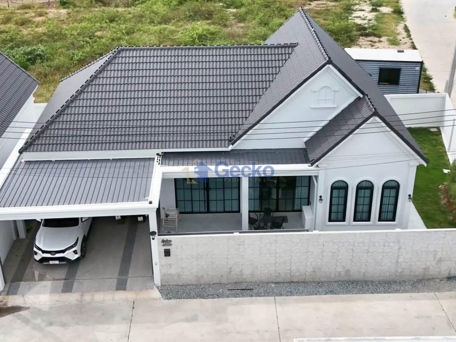 3 Bedrooms House  Huay Yai H013809