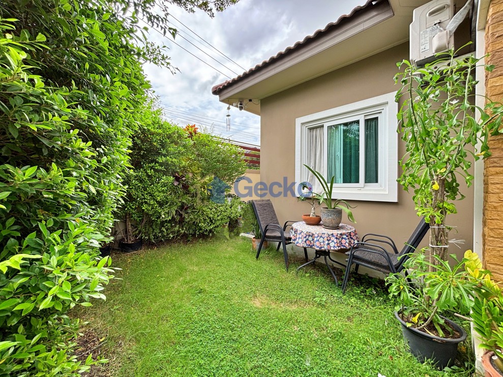 3 Bedrooms House  East Pattaya H013811 (Photo 3)