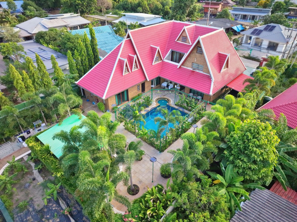 4 Bedrooms House  Huay Yai H013812 (Cover Photo)