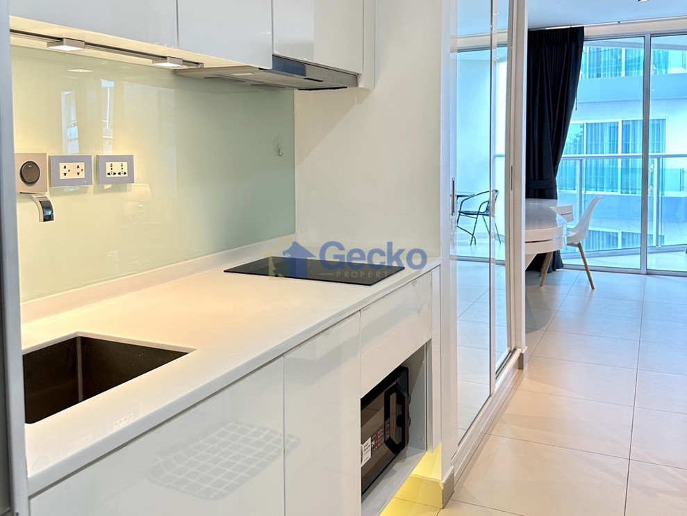 Studio Condo in  Sands Condominium Pratumnak C013814 (Photo 2)