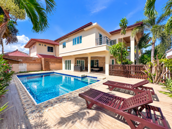 5 Bedrooms House in European Home Place  East Pattaya H012347