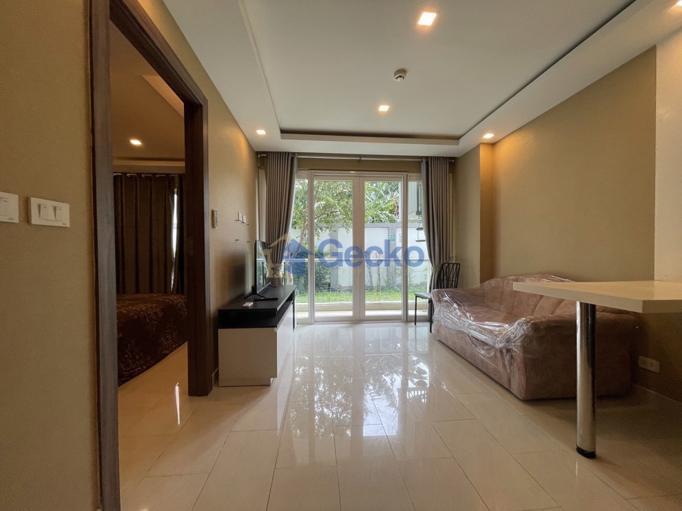 1 Bedroom Condo in Grand Avenue Residence Central Pattaya C013820 (Photo 2)