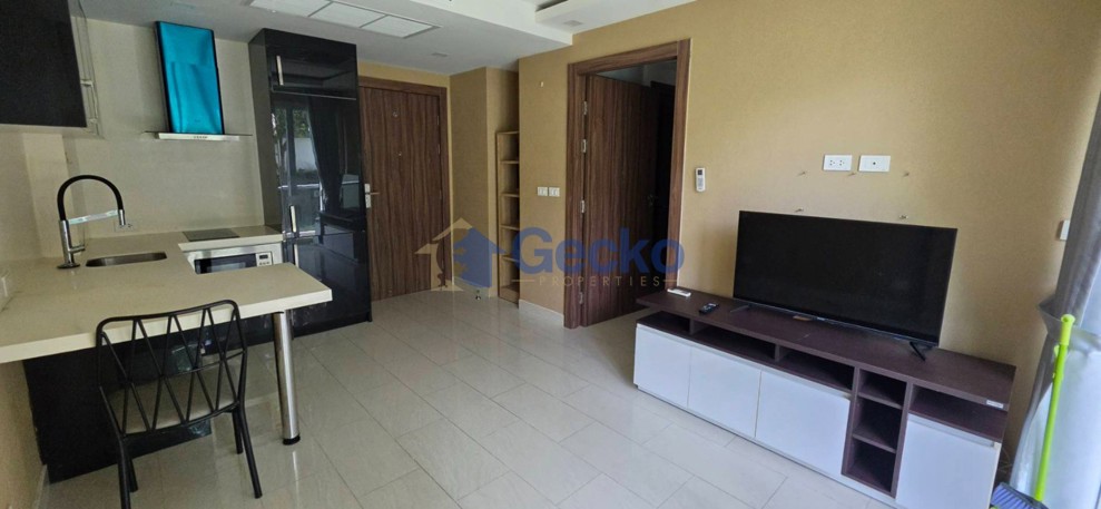 1 Bedroom Condo in Grand Avenue Residence Central Pattaya C013822 (Photo 4)