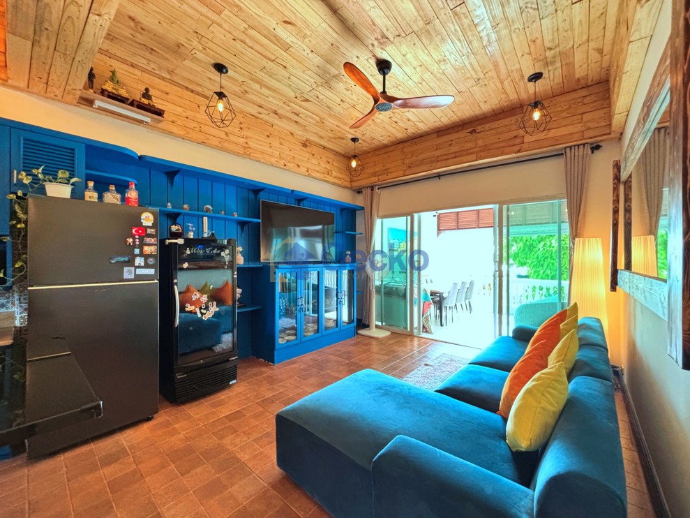 2 Bedrooms Condo in Baan Somprasong Na Jomtien C013827 (Photo 4)