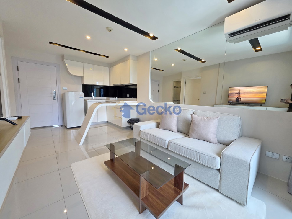 1 Bedroom Condo in City Center Residence Central Pattaya C013829 (Photo 3)