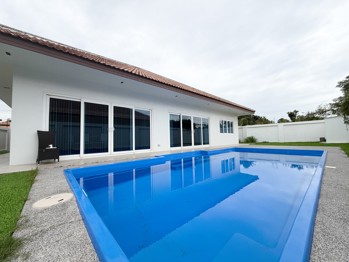 3 Bedrooms House  East Pattaya H013847