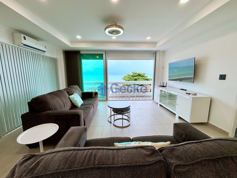 3 Bedrooms Condo in Baan Chai Nam Pratumnak C013849 (Photo 3)