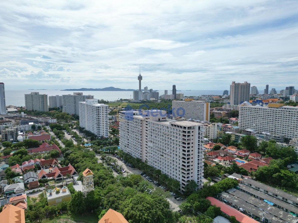 Studio Condo in View Talay 2 Jomtien C013850 (Photo 1)